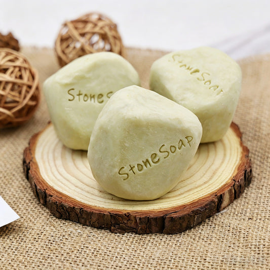 This is a hand-milled soap formulated with a blend of natural, nutrient-rich ingredients. Shaped like a stone, it is highly portable and suitable for cleansing the face, hands, and body, effectively cleaning, moisturizing, and soothing the skin while enhancing its overall health.